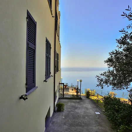 Luna Di Marzo 3*