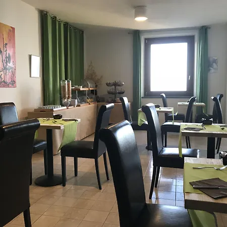 Luna Di Marzo Hotel 3*