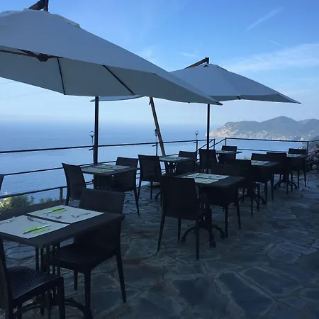 Luna Di Marzo Hotel 3*