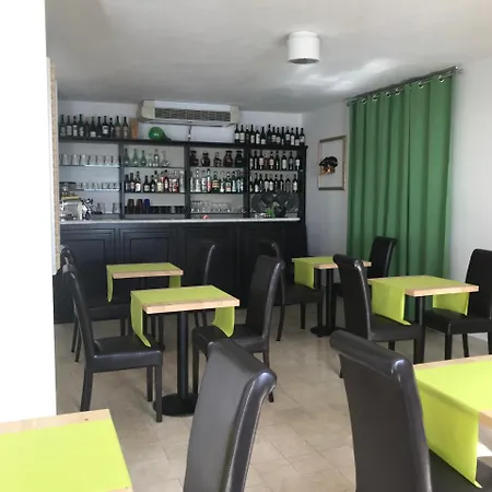 Luna Di Marzo 3* 佛拉斯特拉