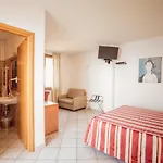Hotel Luna Di Marzo