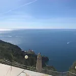 Hotel Luna Di Marzo