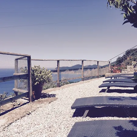 מלון Luna Di Marzo