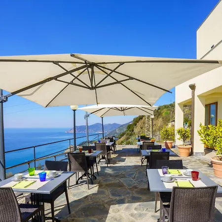 Luna Di Marzo Hotel 3*