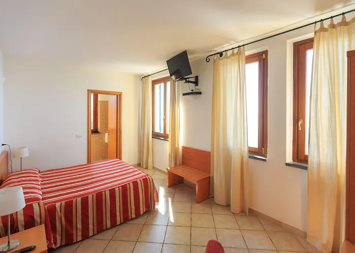 فندق Luna Di Marzo 3*